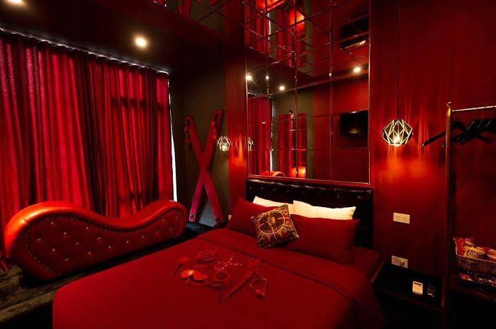 Private & Discreet Experience